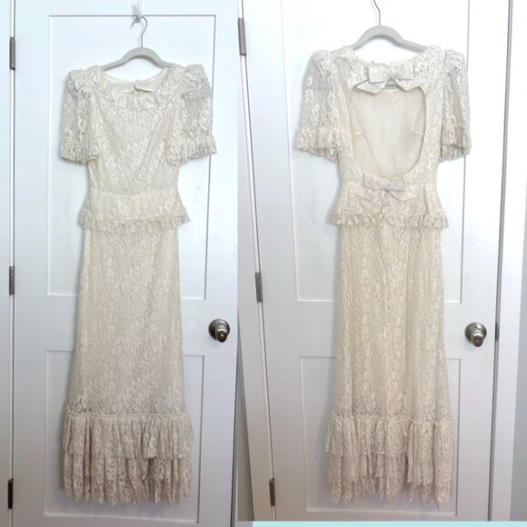 Stunning Vampire's Wife Lace Dress (Bridal) - Picture 2 of 7